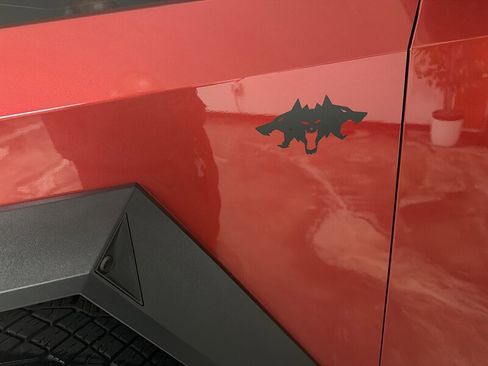 Used 2025 Tesla Cybertruck Cyberbeast AWD/4WD image 9