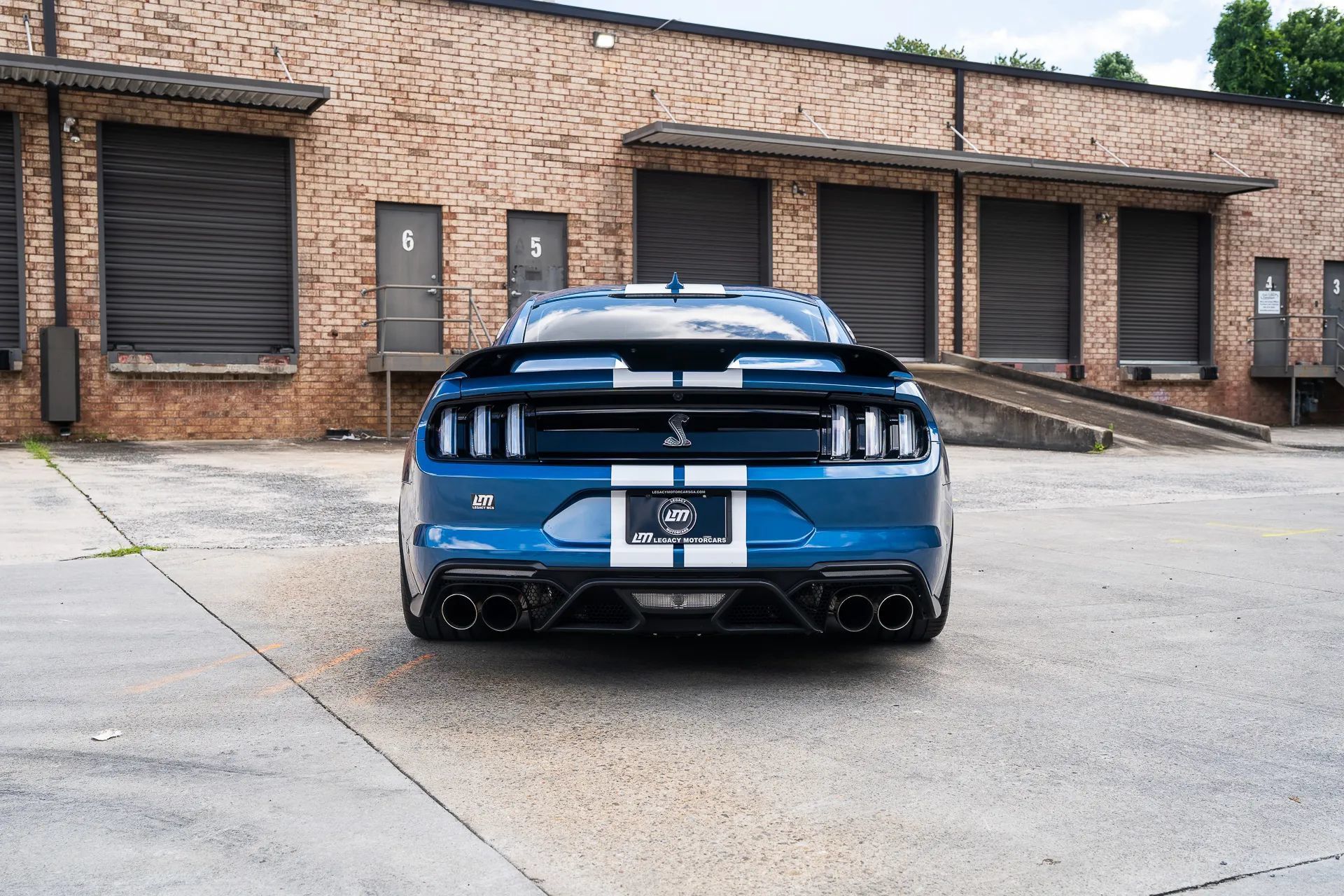 Used 2020 Ford Mustang Shelby GT500 w/ Technology Package RWD image 8