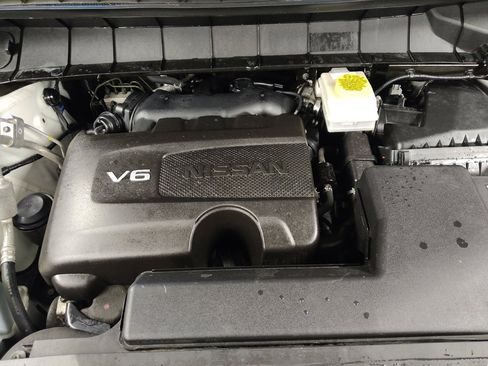 Used 2022 Nissan Pathfinder SV w/ SV Premium Package image 30