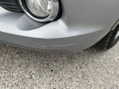 Used 2017 Toyota Sienna Limited image 4