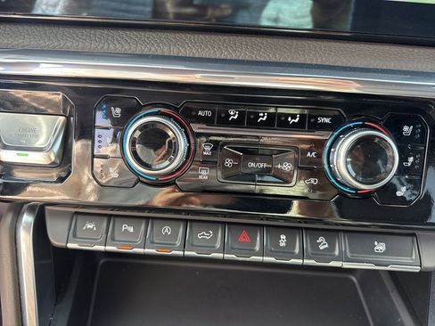 Used 2024 GMC Sierra 1500 Denali w/ Technology Package image 27