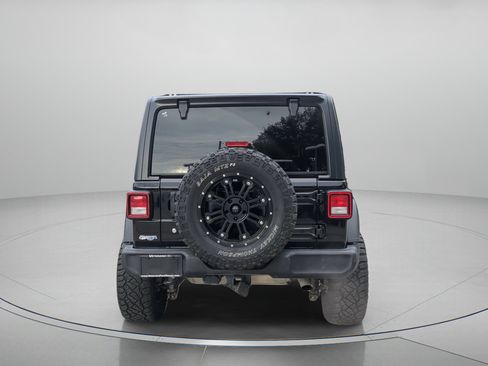 Used 2018 Jeep Wrangler Unlimited Sport S AWD/4WD image 41