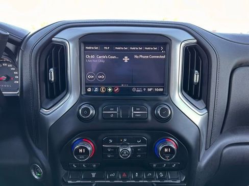 Used 2021 Chevrolet Silverado 2500 LTZ w/ LTZ Convenience Package AWD/4WD image 15