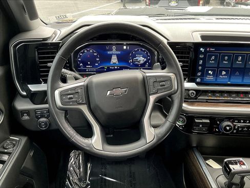 Used 2022 Chevrolet Silverado 1500 LT Trail Boss w/ LT Trail Boss Premium Package image 5