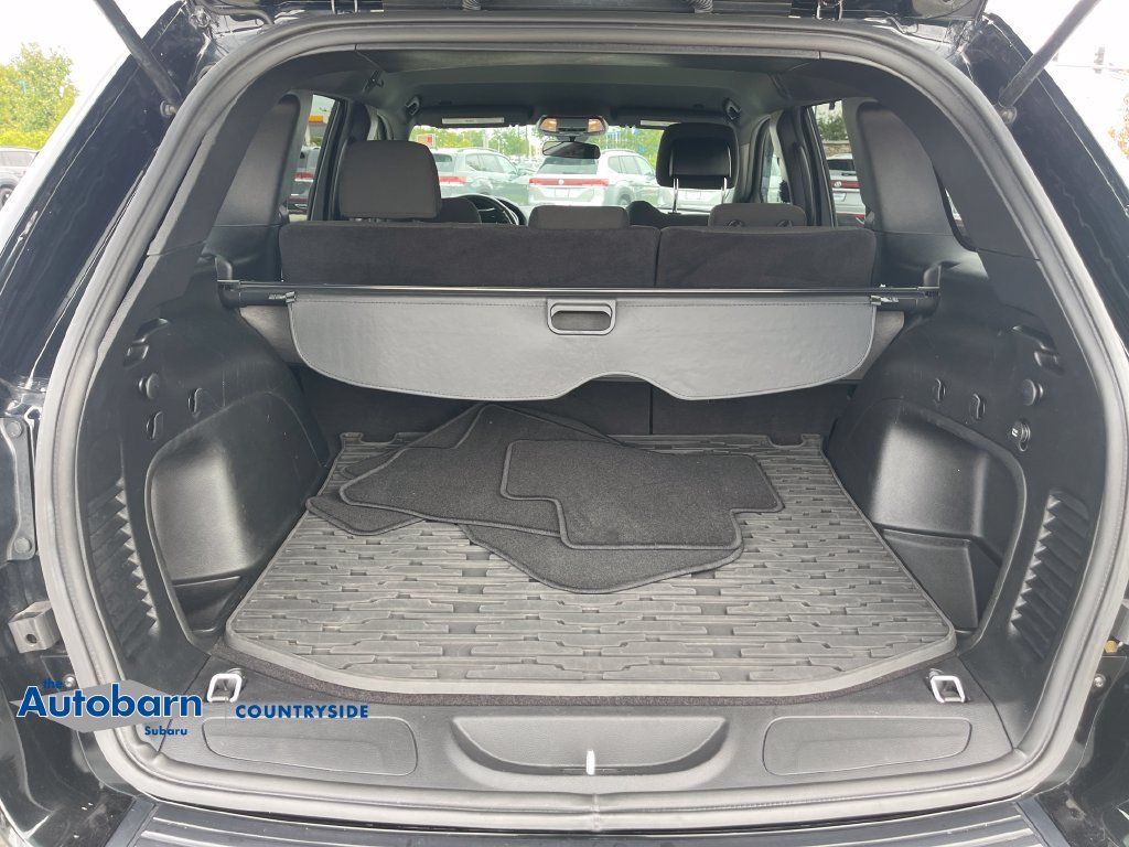 Used 2021 Jeep Grand Cherokee Laredo AWD/4WD image 22