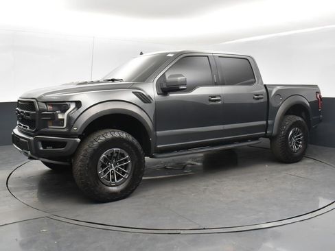 Used 2019 Ford F150 Raptor w/ Equipment Group 802A Luxury image 4