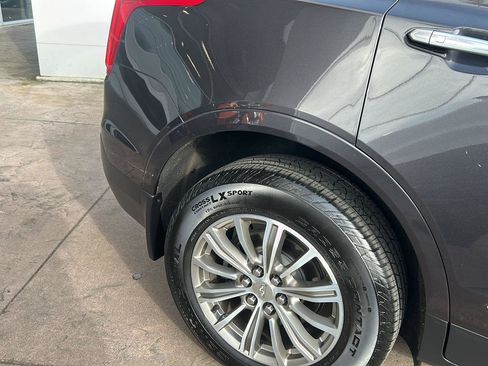 Used 2017 Cadillac XT5 Luxury w/ Driver Awareness Package image 31