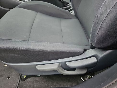 Used 2023 Nissan Kicks S FWD image 21