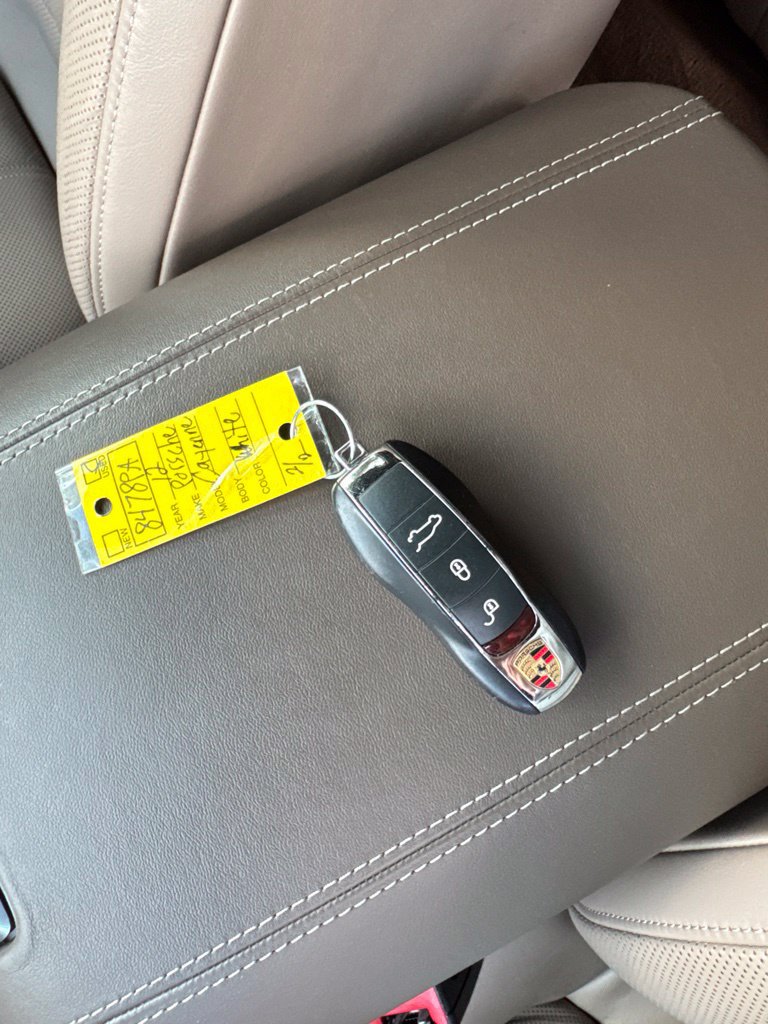 Used 2012 Porsche Cayenne AWD/4WD image 42
