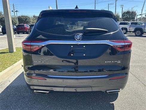 Used 2018 Buick Enclave Premium w/ Experience Buick Package image 7