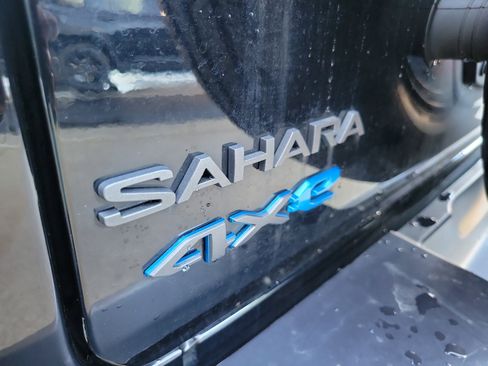 Used 2025 Jeep Wrangler Unlimited Sahara image 22