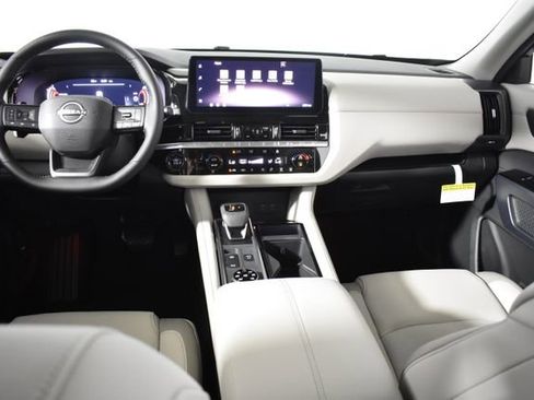 New 2026 Nissan Pathfinder SL AWD/4WD image 28