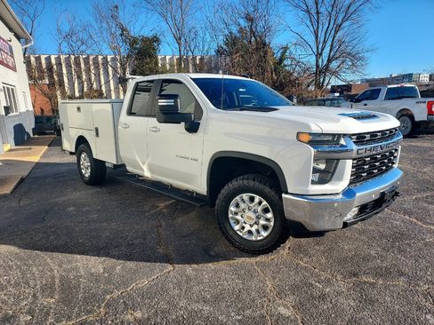Used 2022 Chevrolet Silverado 2500 LT w/ Convenience Package image 1