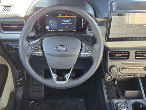 New 2025 Ford Maverick Lariat w/ 4K Tow Package image 8