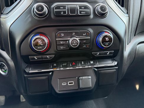 Used 2021 Chevrolet Silverado 1500 LT w/ Bed Protection Package image 30