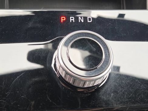 Used 2024 Jeep Grand Cherokee Altitude AWD/4WD image 34