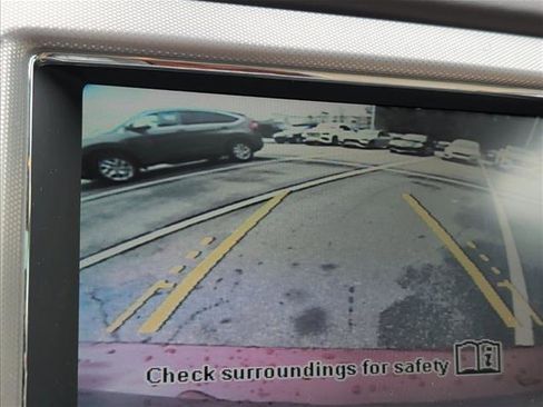 Used 2010 Jaguar XF Premium RWD image 9