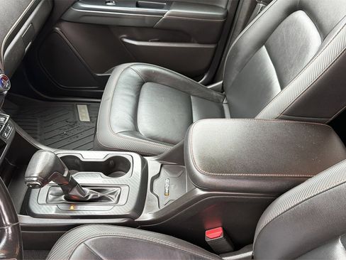 Used 2021 GMC Canyon AT4 w/ Driver Alert Package image 19