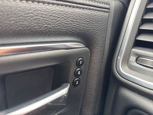 New 2026 RAM 2500 Laramie w/ Night Edition AWD/4WD image 9