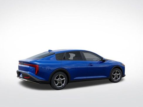 New 2026 Kia K4 LXS image 6