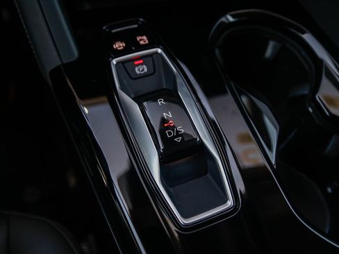Certified 2025 Audi Q5 Premium Plus w/ Premium Plus AWD/4WD image 25