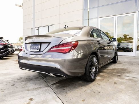 Used 2018 Mercedes-Benz CLA 250 w/ Premium Package image 12
