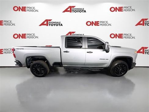 Used 2025 Chevrolet Silverado 2500 Custom w/ Custom Convenience Package image 8