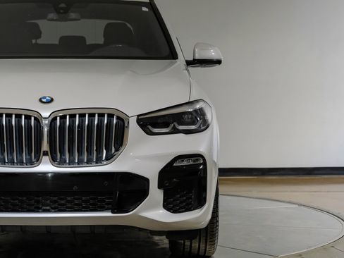 Used 2019 BMW X5 xDrive40i w/ M Sport Package AWD/4WD image 51