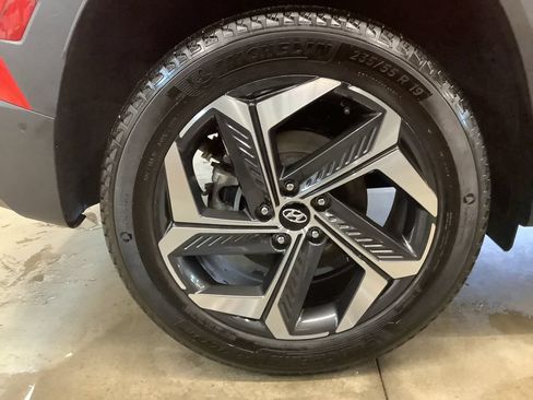 Used 2023 Hyundai Tucson Limited AWD/4WD image 28