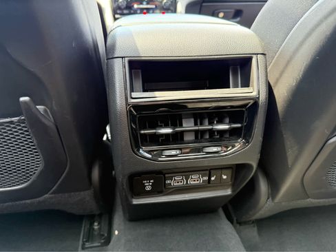 Used 2022 Jeep Grand Cherokee Limited 4xe image 42