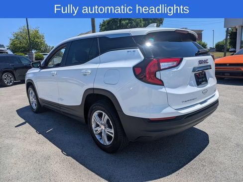Used 2024 GMC Terrain SLE AWD/4WD image 6