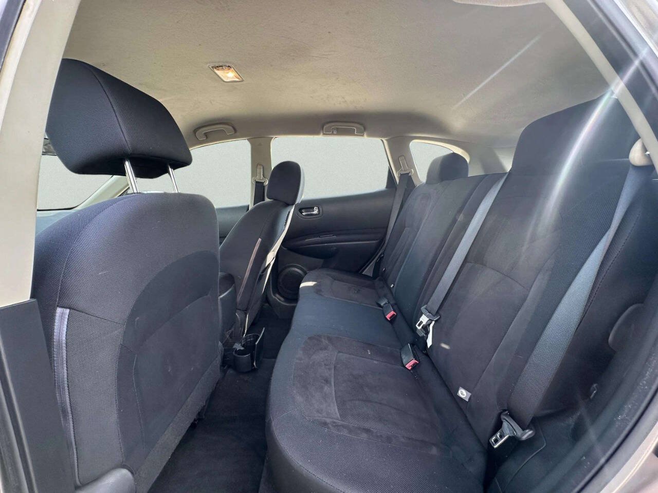 Used 2010 Nissan Rogue S FWD image 16