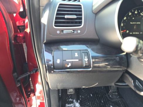 Used 2015 Kia Sorento SX image 15