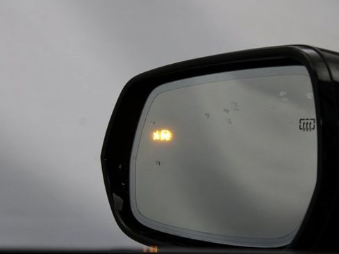 New 2026 Cadillac Lyriq Sport image 30