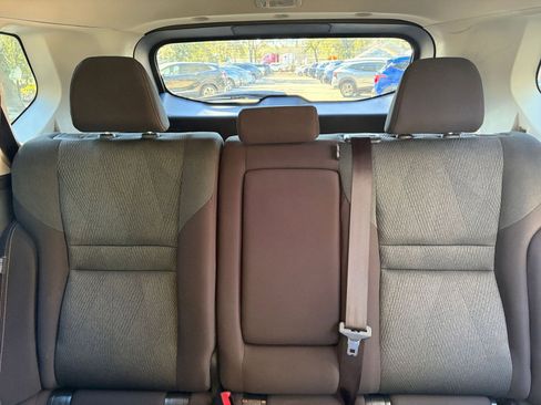 Used 2025 Nissan Rogue SV image 35