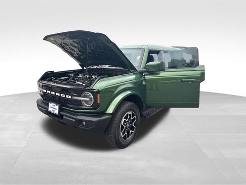 Used 2025 Ford Bronco Outer Banks AWD/4WD image 65