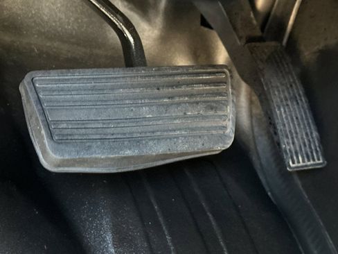 Used 2023 GMC Savana 2500 Extended w/ Driver Convenience Package image 39