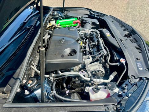 Used 2018 Toyota Camry LE FWD image 30