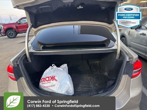 Used 2017 Ford Fusion Platinum image 7