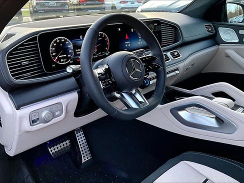 New 2026 Mercedes-Benz GLE 53 AMG 4MATIC Coupe image 10