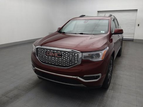Used 2017 GMC Acadia Denali w/ Technology Package FWD image 15