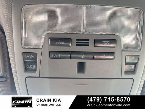 Used 2013 Toyota Camry SE w/ Leather Pkg image 35