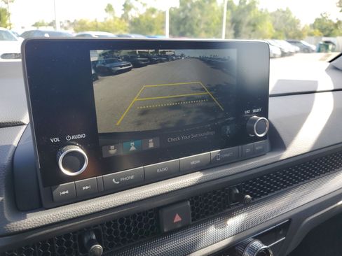 Certified 2025 Honda CR-V EX image 28