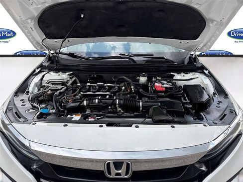 Used 2018 Honda Accord Touring image 34