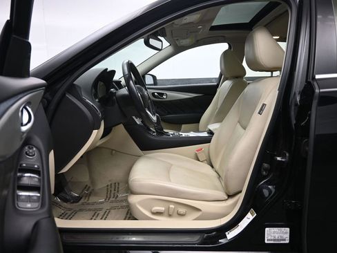 Used 2020 INFINITI Q50 Luxe w/ Essential Package (3.0T Luxe) AWD/4WD image 24
