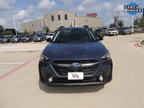 Used 2024 Subaru Outback Premium image 2