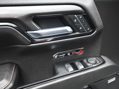 Used 2024 GMC Sierra 1500 AT4 w/ Technology Package image 16