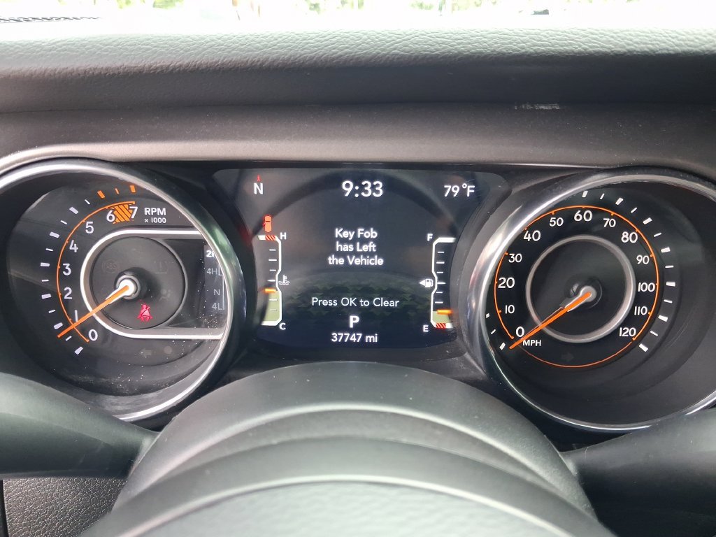 Used 2023 Jeep Wrangler Unlimited Sport AWD/4WD image 18