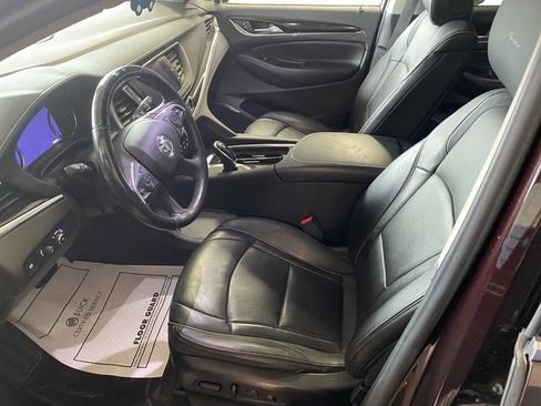Used 2021 Buick Enclave Avenir w/ Avenir Technology Package AWD/4WD image 10