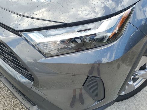 Used 2025 Toyota RAV4 XLE image 16